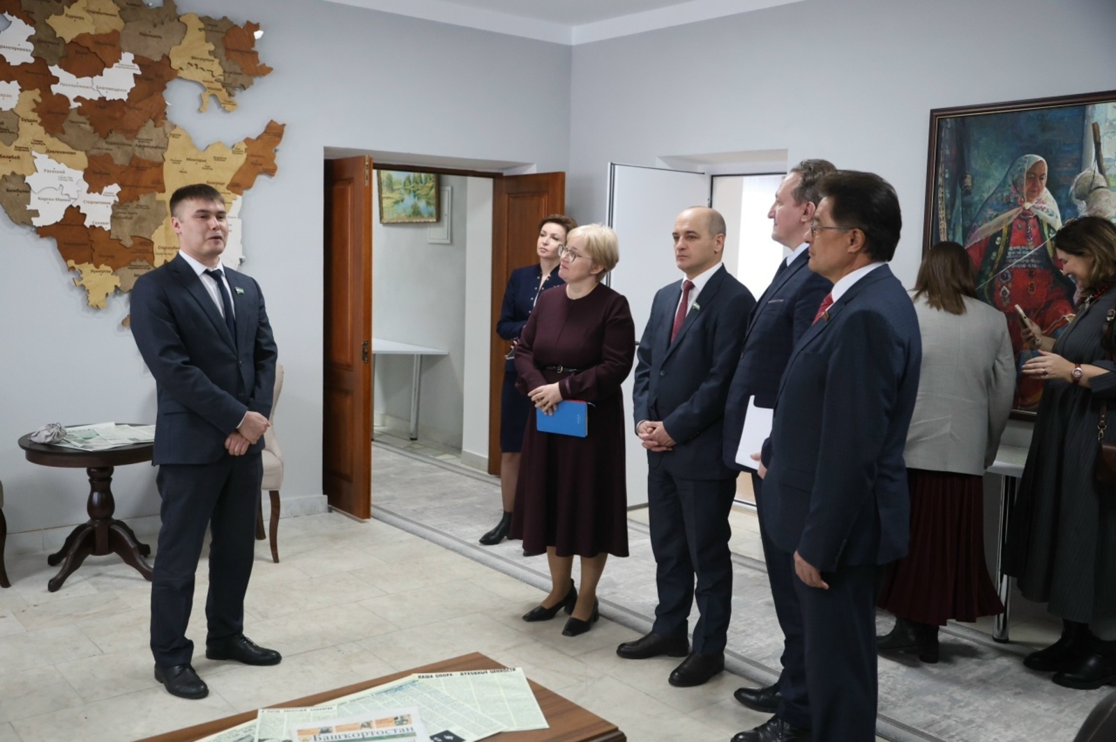 Яҙыусылар йортонда Дәүләт Йыйылышы – Ҡоролтай ултырышы уҙҙы