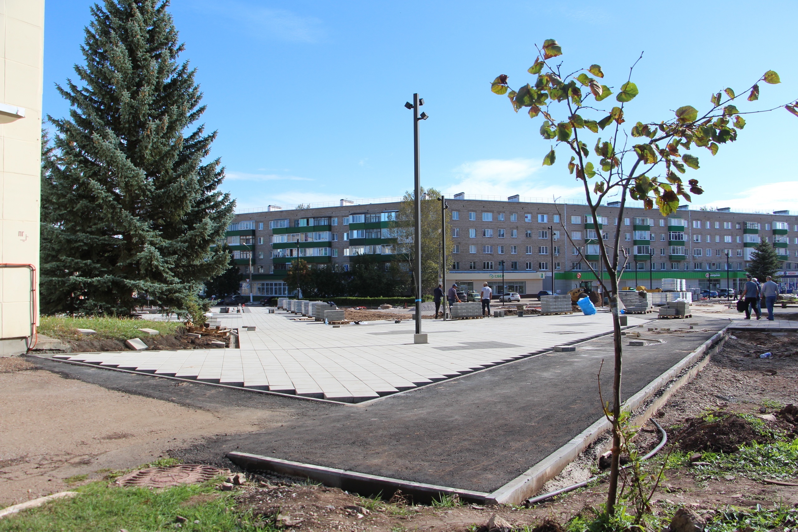 Фонтан, бәләкәй архитектура формалары, велосипед юлы һәм башҡалар…