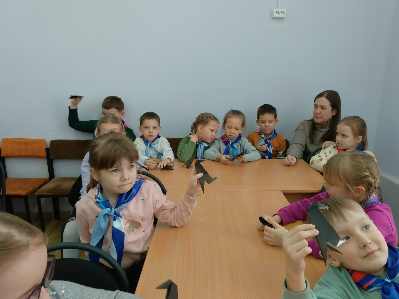 Яҙ килде, ҡара ҡарғалар килде