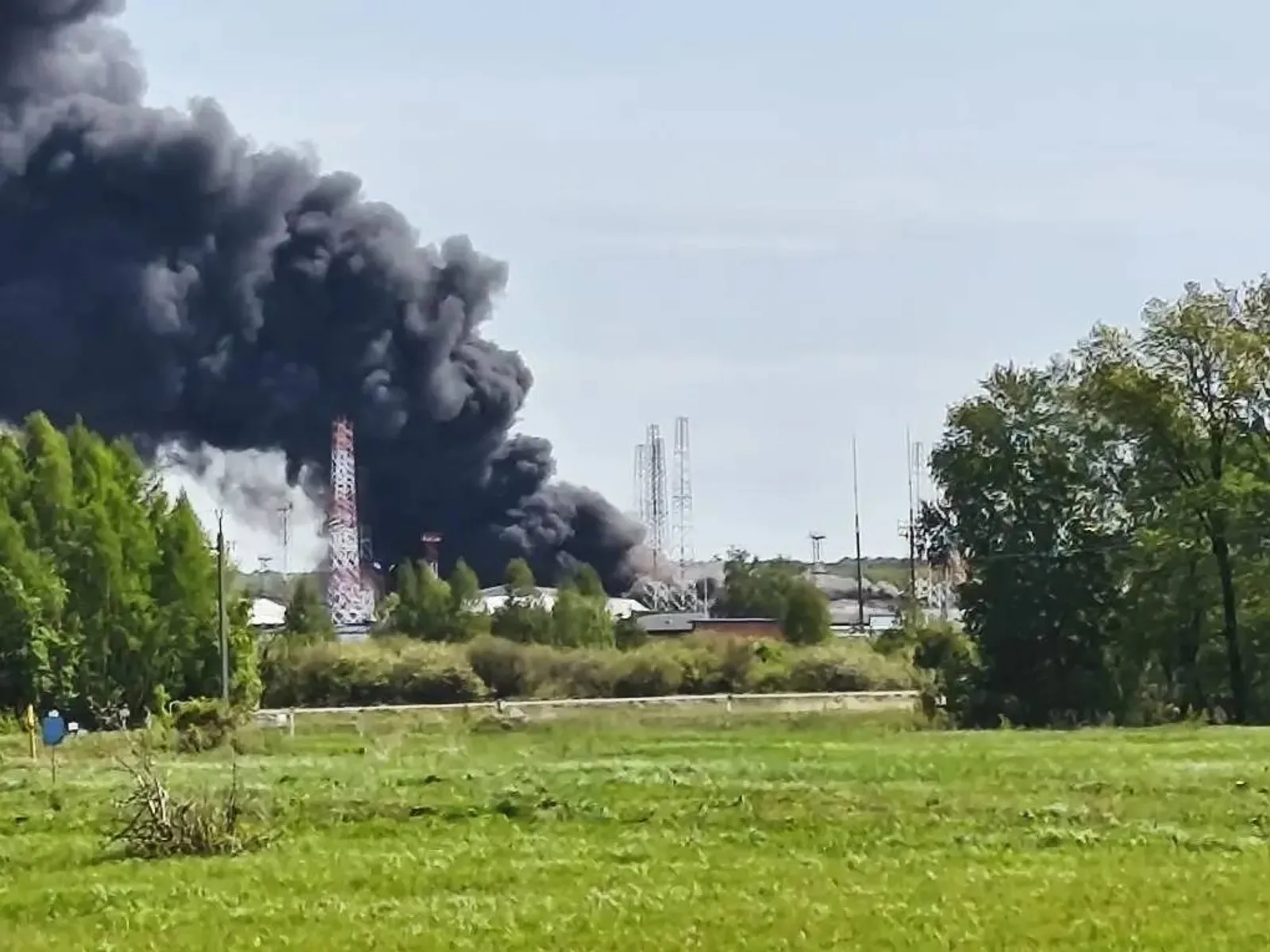Өфө янындағы нефть базаһында сыҡҡан янғында зыян күргән эшсе вафат булған