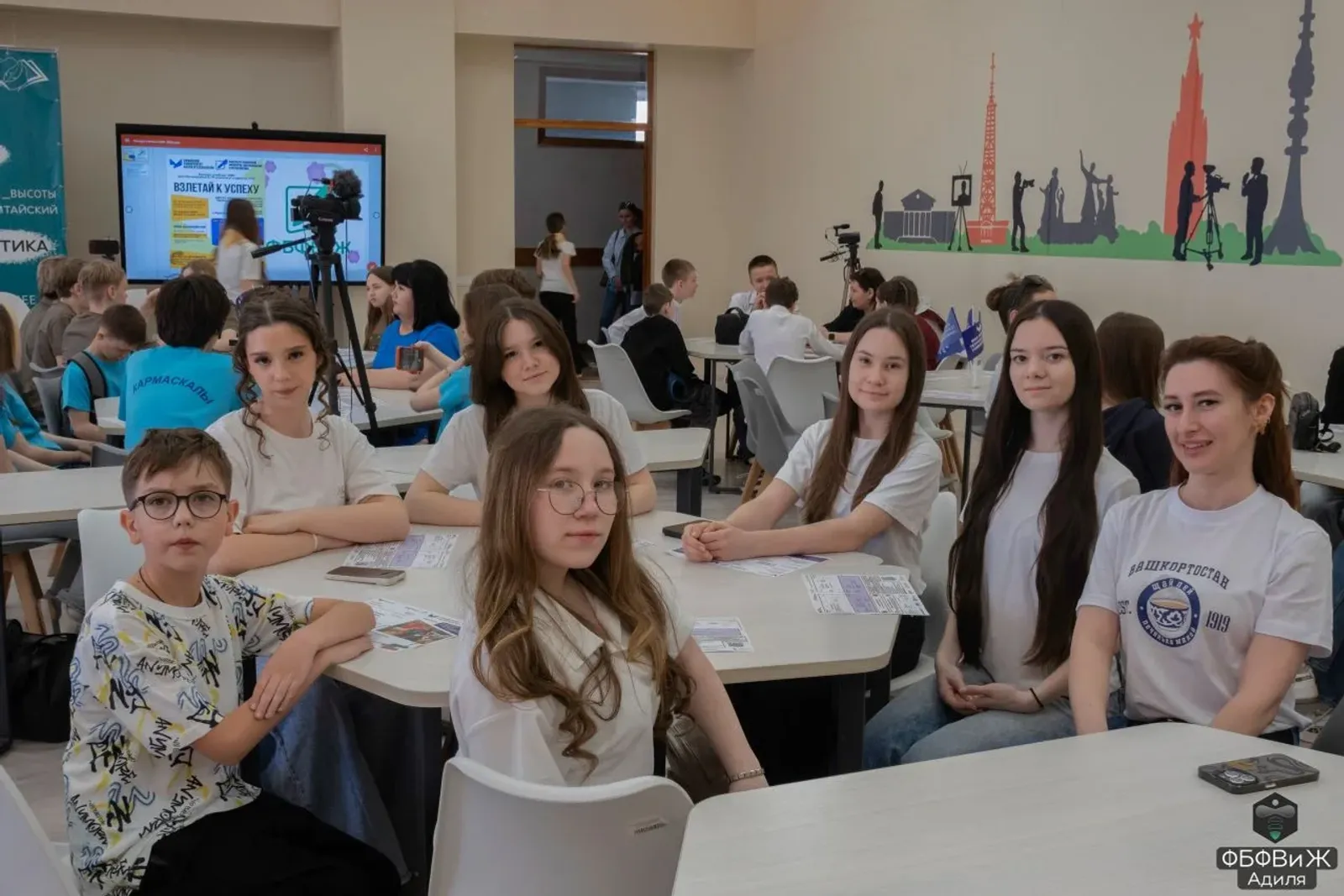 Өфөнөң вуз-ара кампусында юбилей медиафестивале үтте