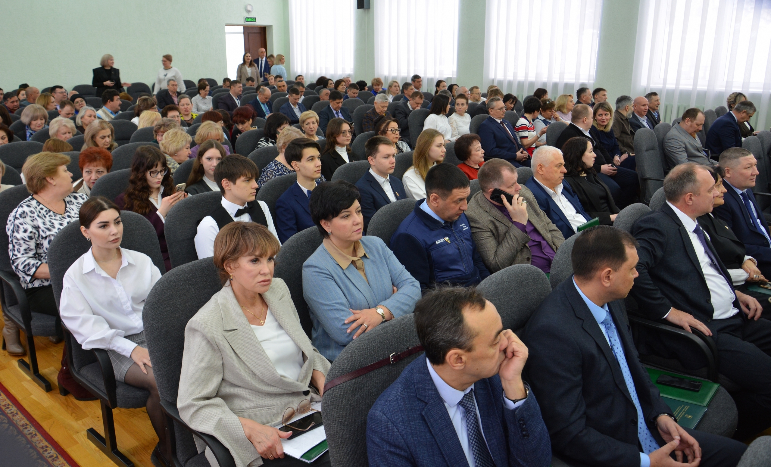 «Быуындарҙы берләштереп»