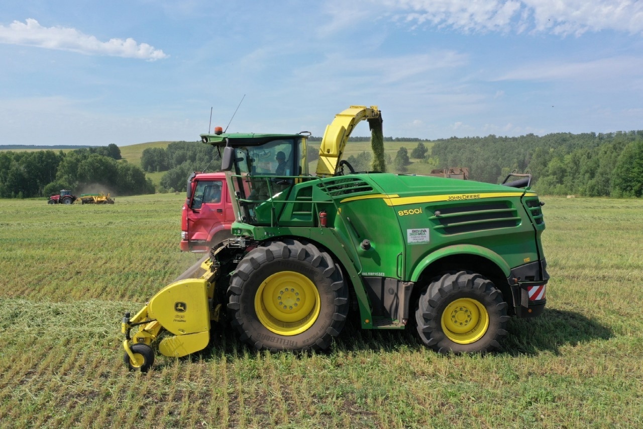 Бәләбәй районының ауыл эшсәндәре мал аҙығы әҙерләй башланы