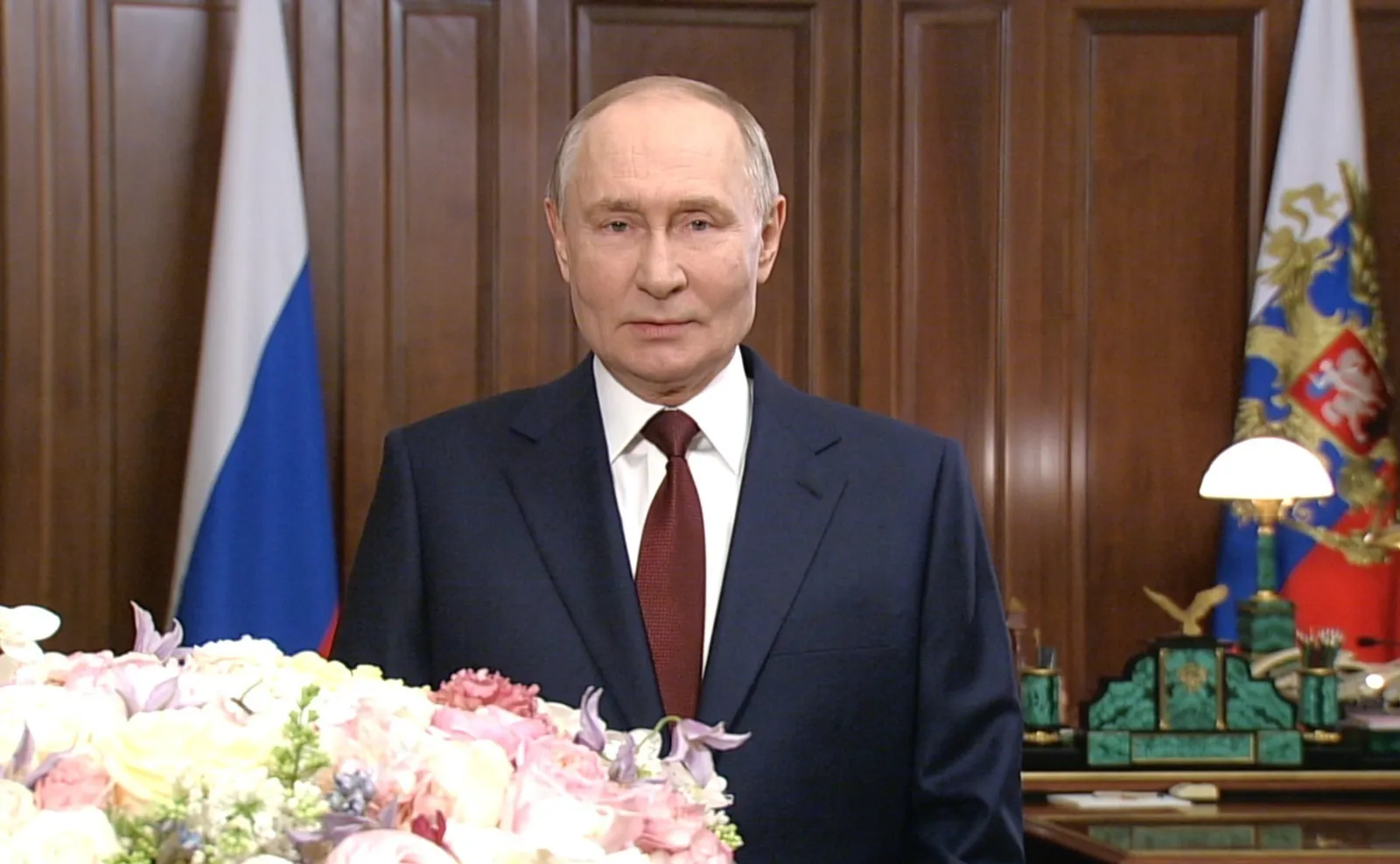 Путин геологтарҙы һөнәри байрамдары менән ҡотланы