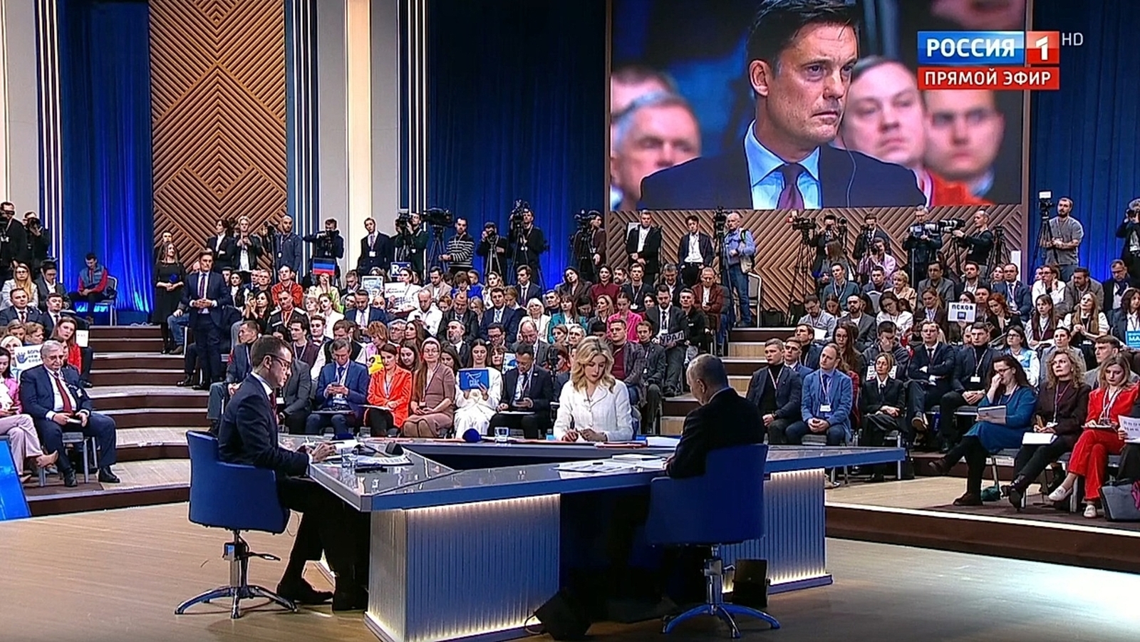 В. Путин менән тура бәйләнешкә Башҡортостан халҡынан 43 мең мөрәжәғәт килгән