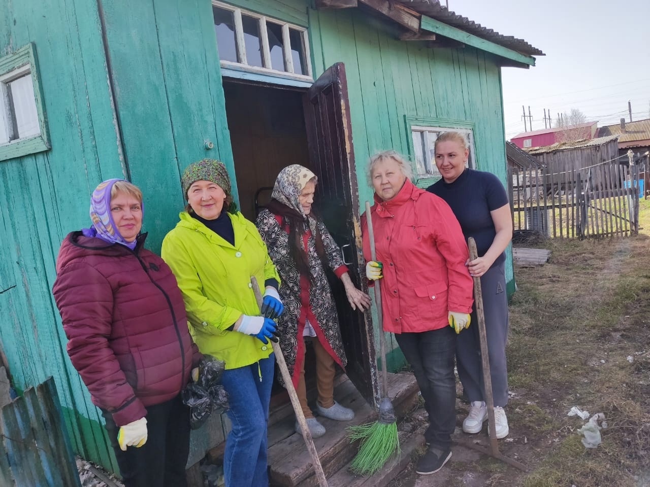 8 июнь – Социаль хеҙмәткәрҙәр көнө