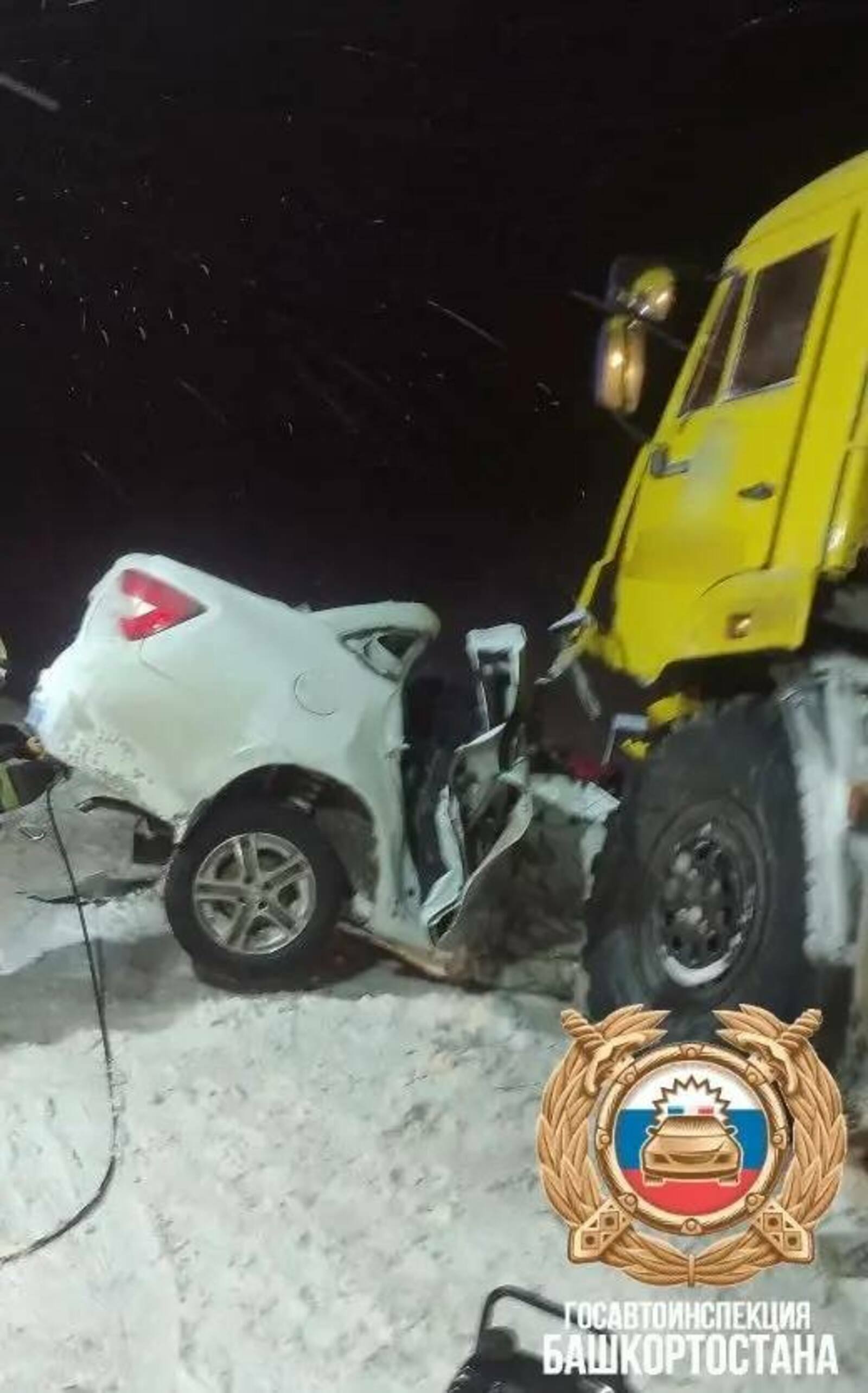 «КамАЗ» менән аварияла дүрт кешенең ғүмере өҙөлгән...