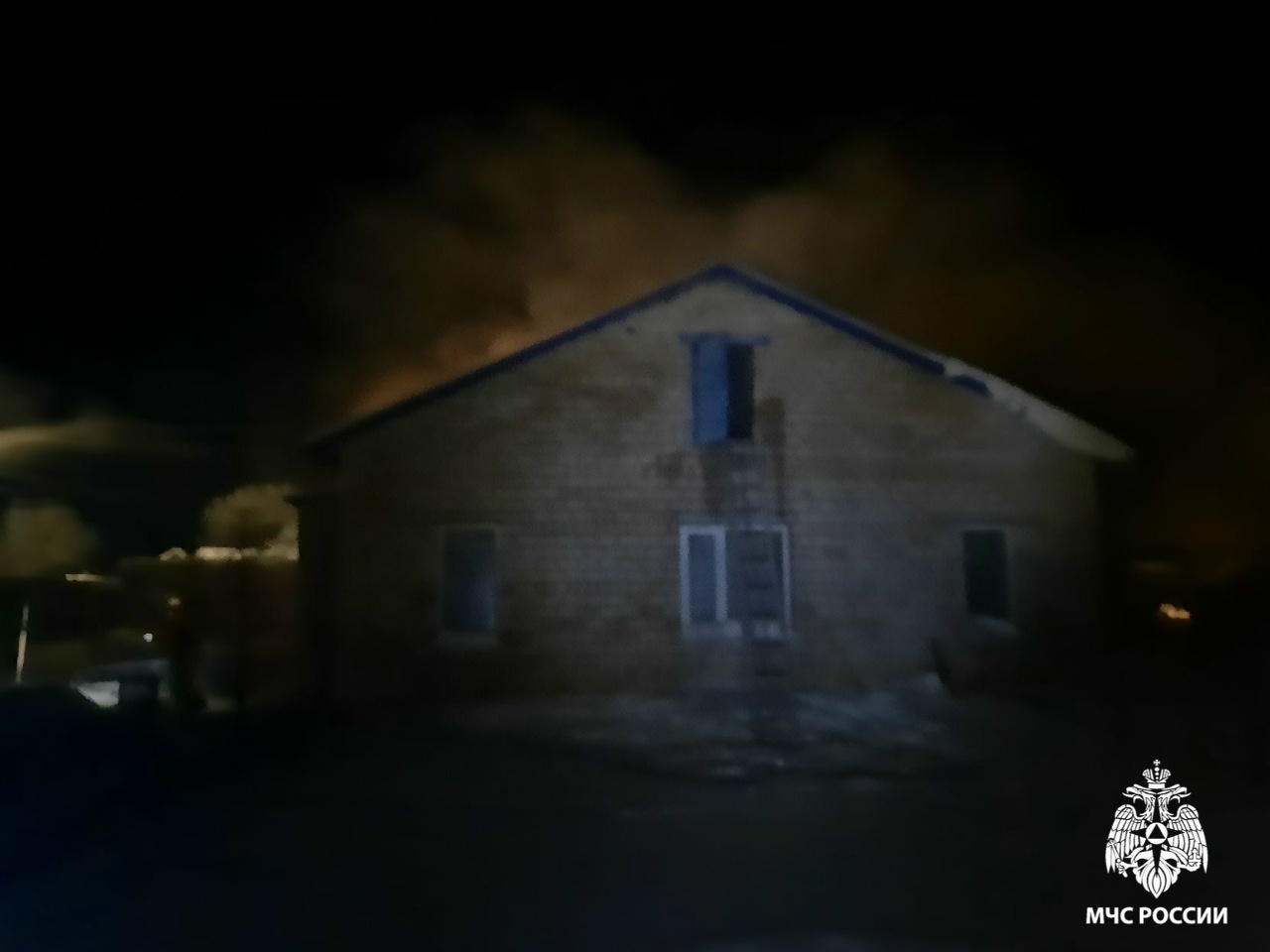 Бер төн эсендә ике янғын