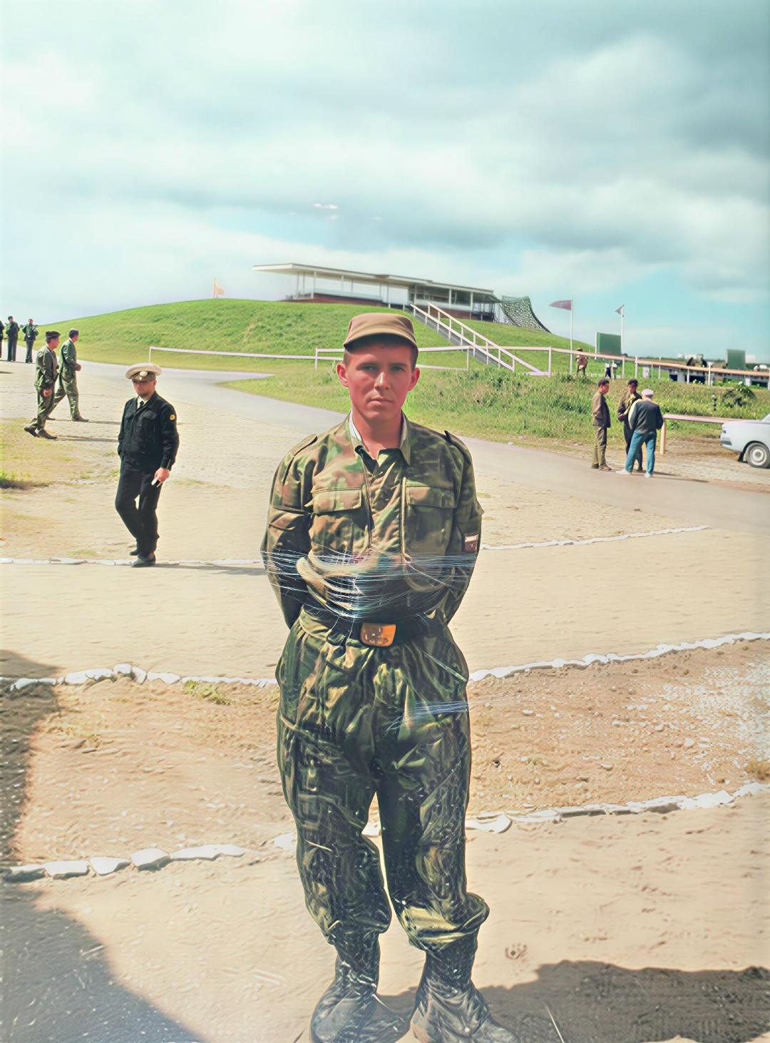 Диңгеҙ пехотаһы характерын сыныҡтыра