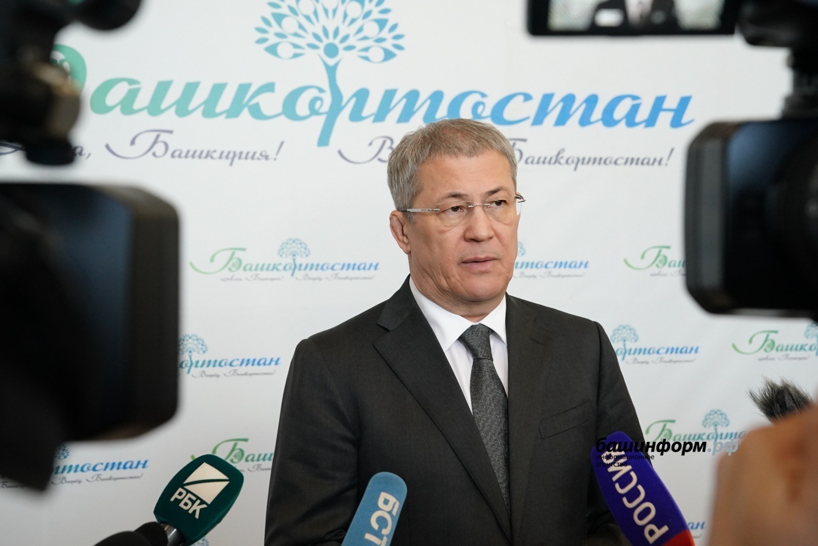 Башҡортостан Башлығы хөкүмәт эше йомғаҡтарын баһаланы