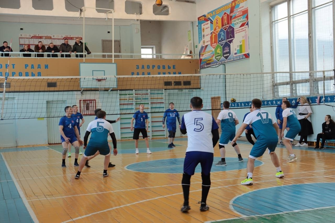 Волейбол быуындарҙы берләштерҙе