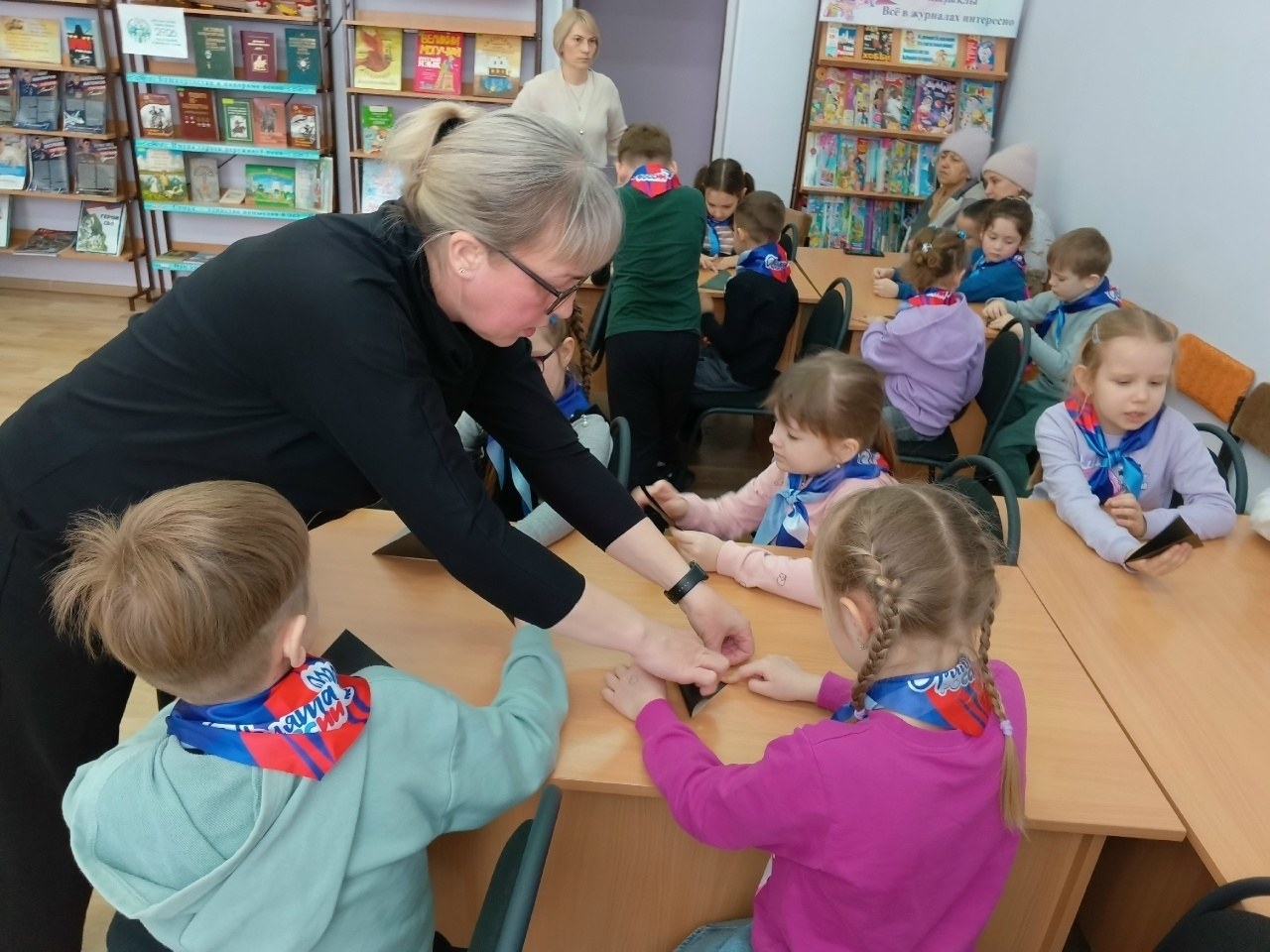 Яҙ килде, ҡара ҡарғалар килде