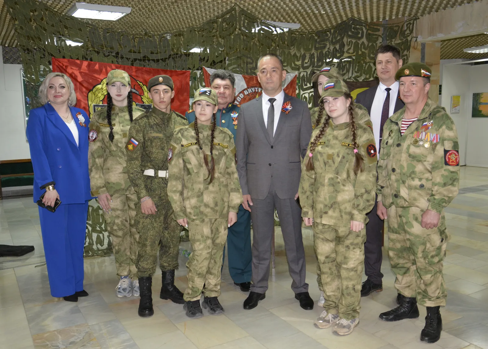 Үткән заман геройҙары иҫтәлегенә…