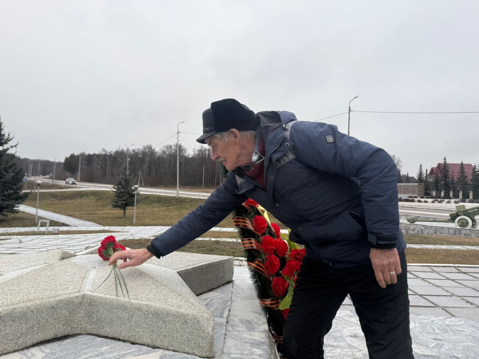 Билдәһеҙ һалдат көнө